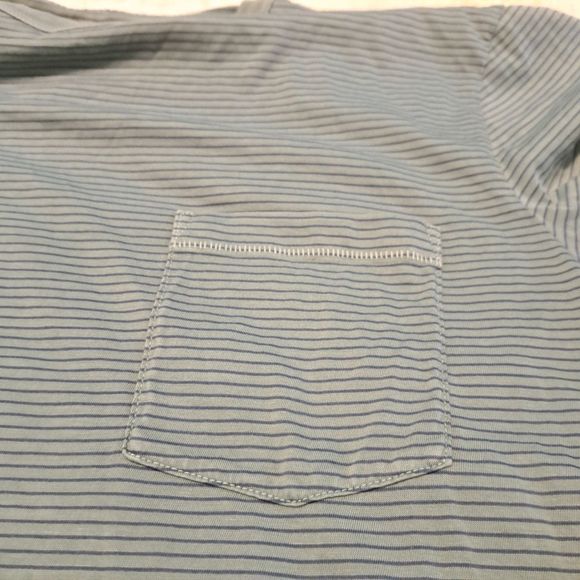 Vineyard Vines Island T Shirt - Picture 3 of 5